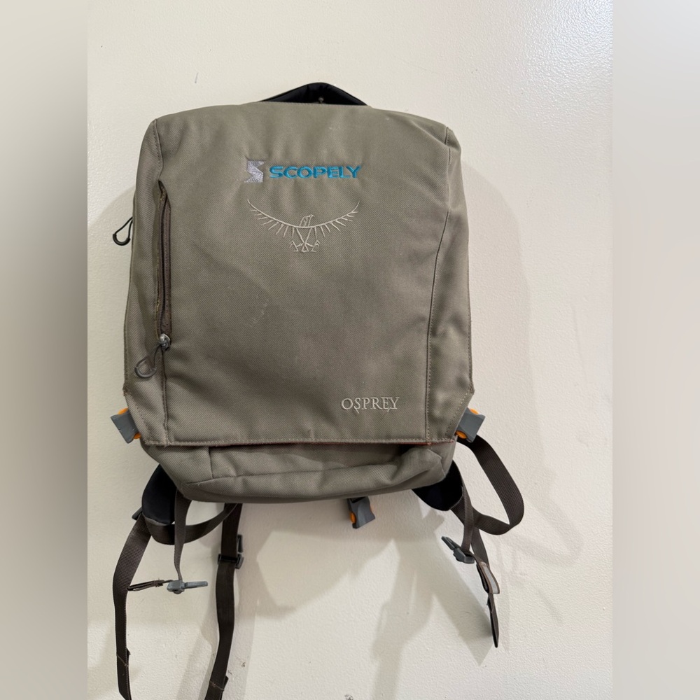OSPREY Olive Green Backpack with Orange Trim